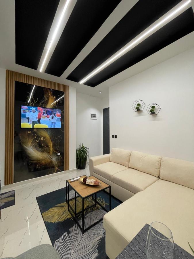 Sueno Apartments & Suites Тирана Екстериор снимка