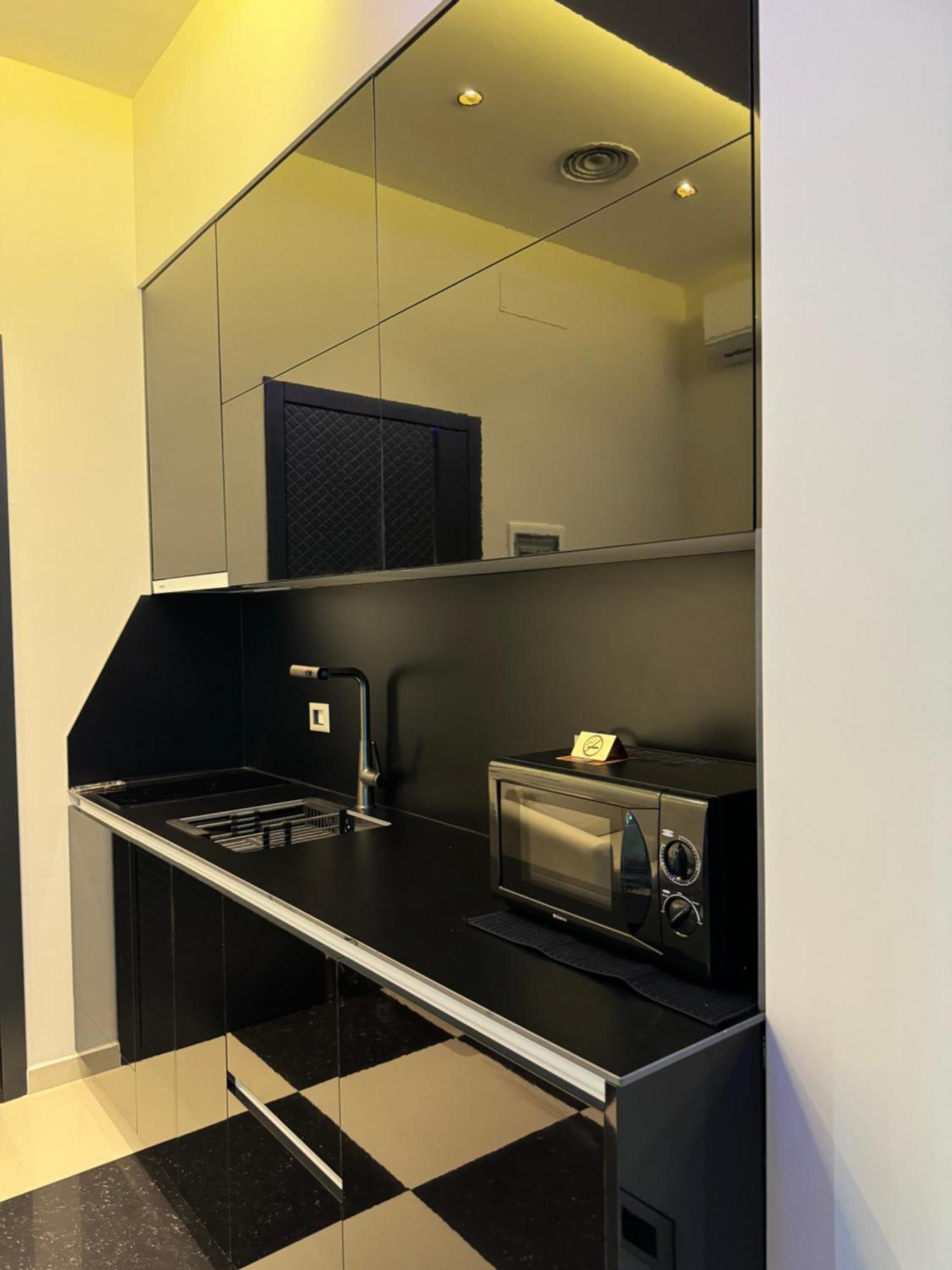 Sueno Apartments & Suites Тирана Екстериор снимка