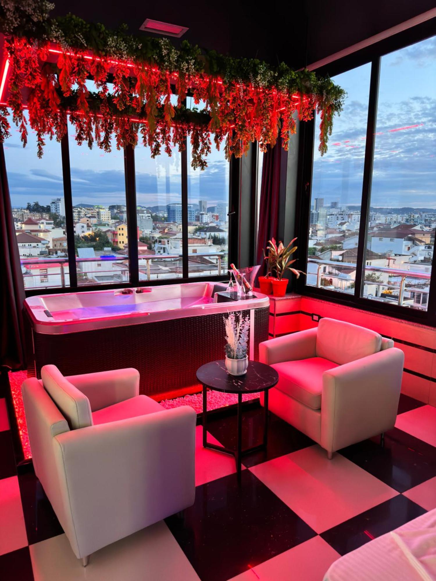 Sueno Apartments & Suites Тирана Екстериор снимка