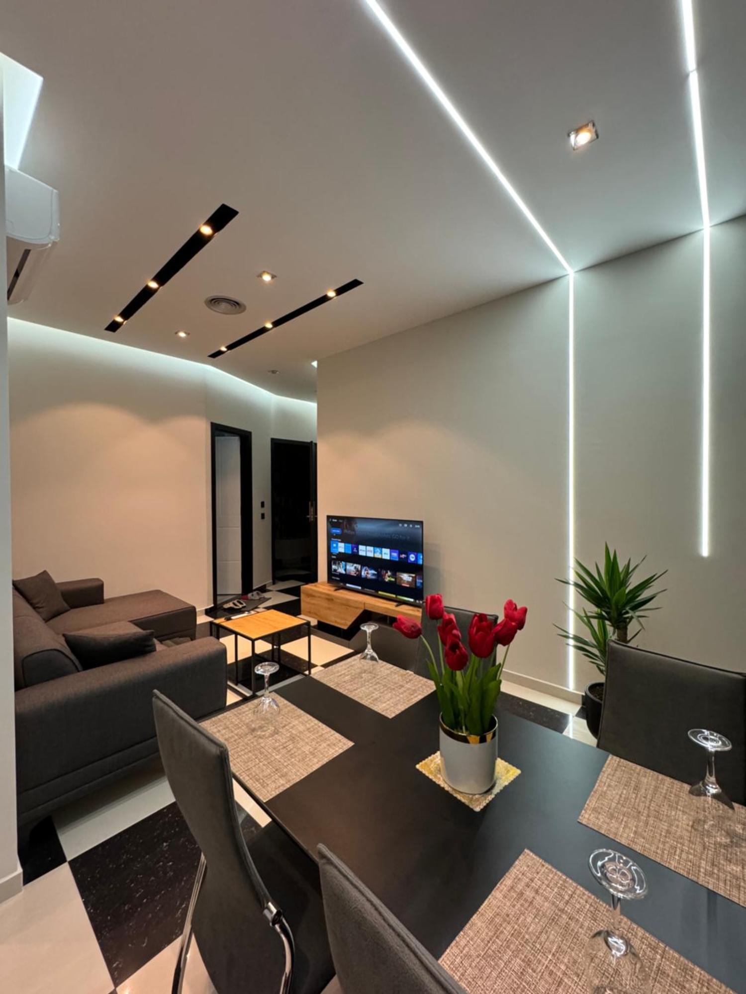 Sueno Apartments & Suites Тирана Екстериор снимка