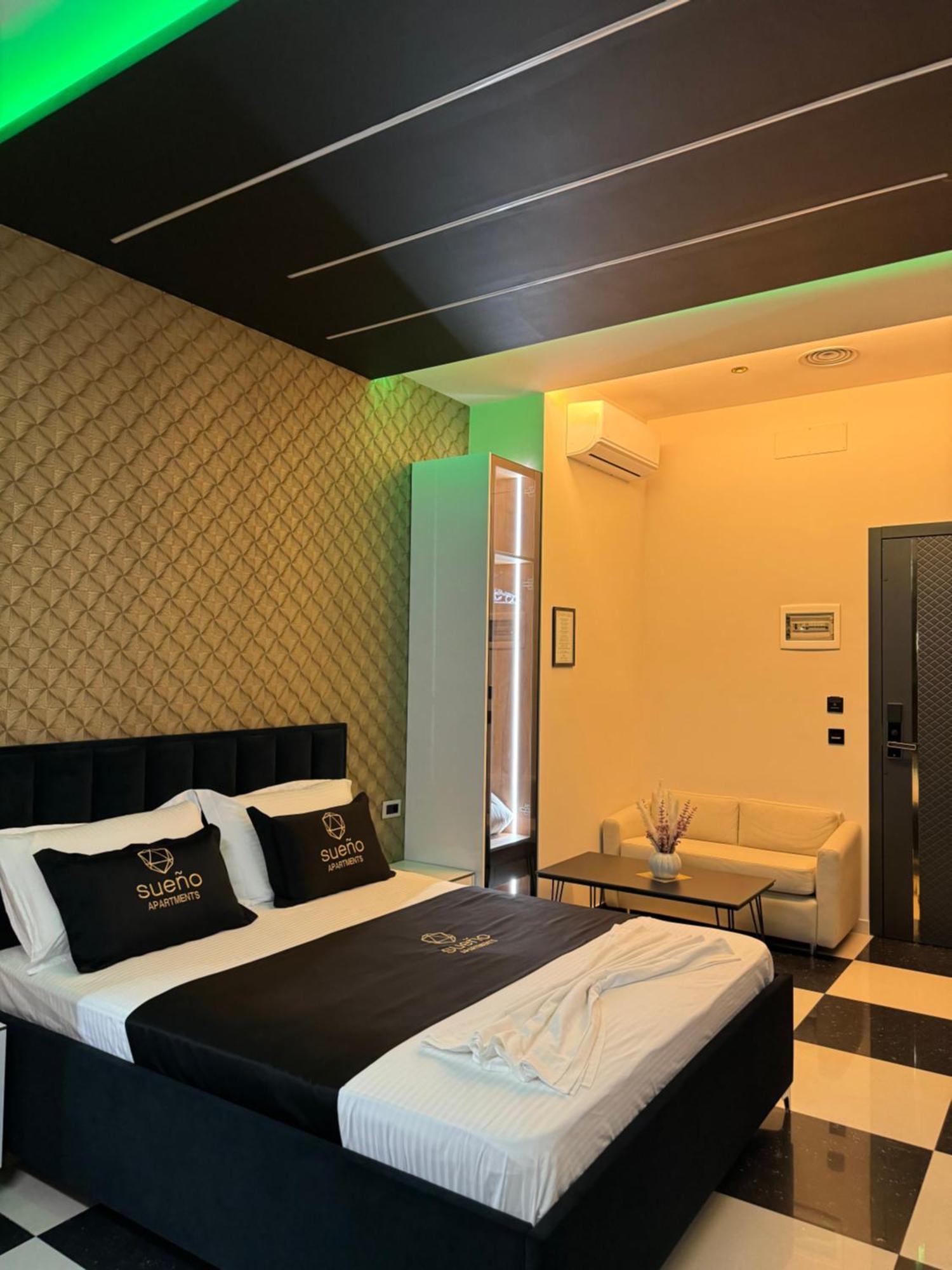 Sueno Apartments & Suites Тирана Екстериор снимка