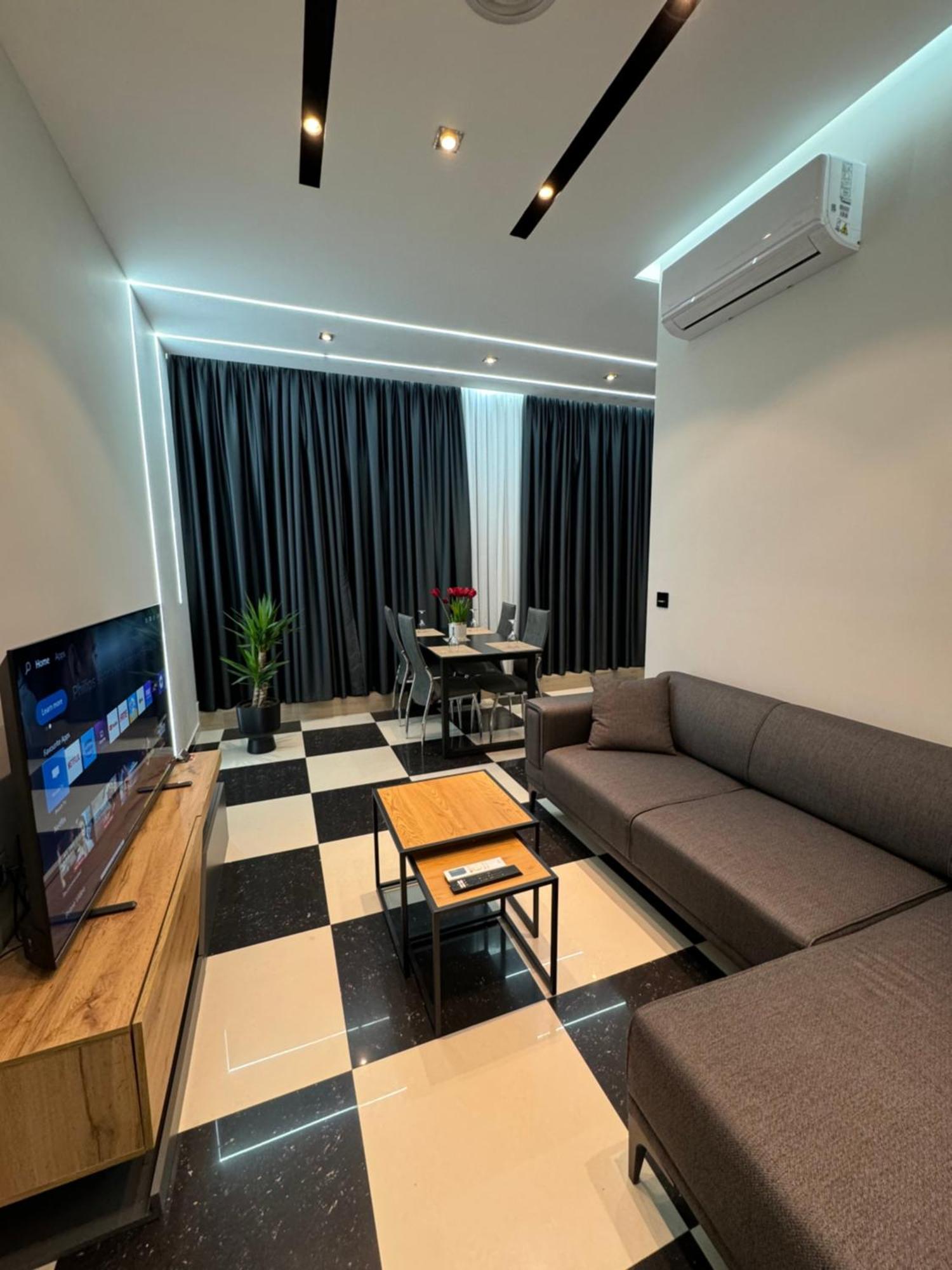 Sueno Apartments & Suites Тирана Екстериор снимка