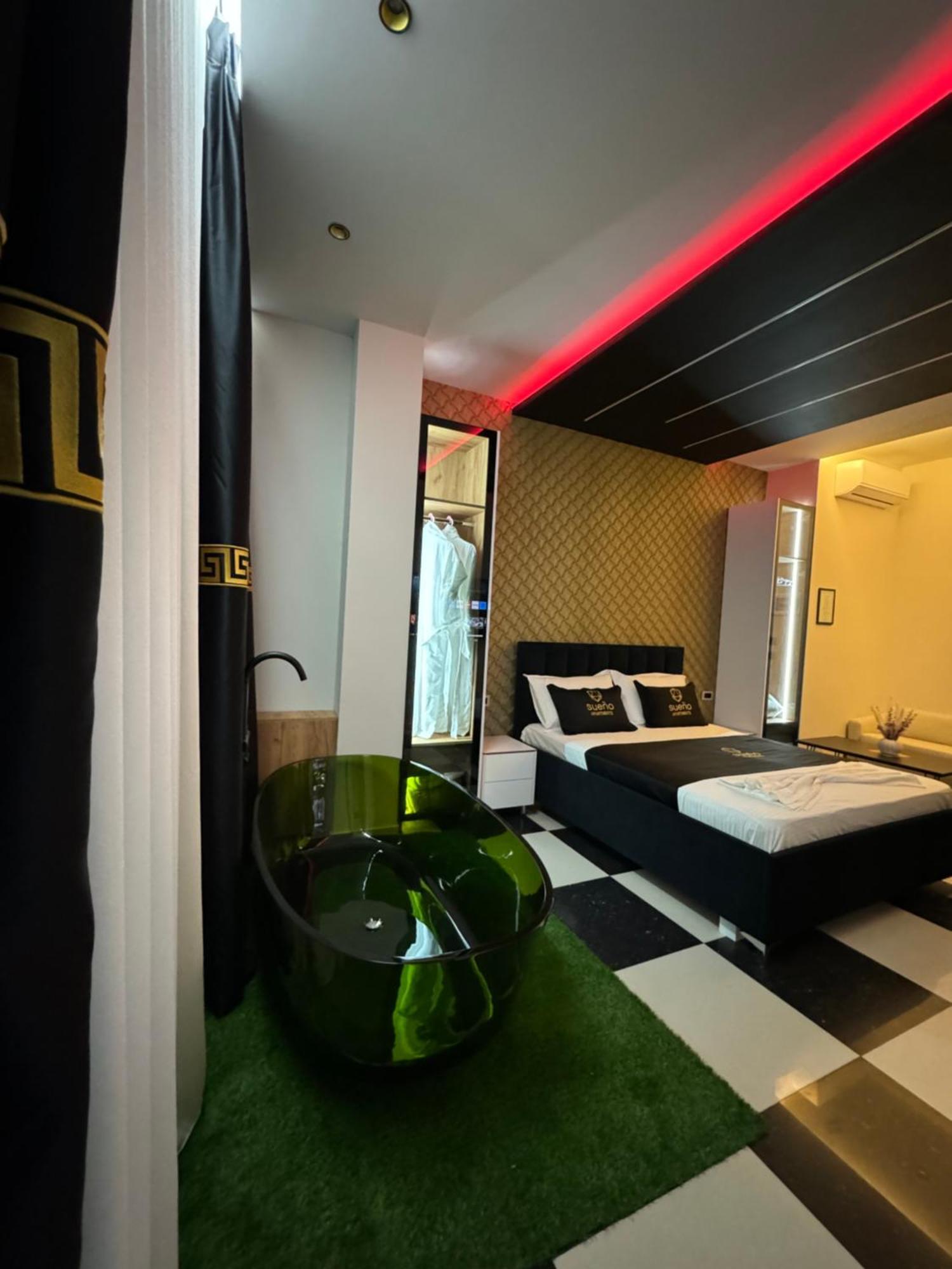 Sueno Apartments & Suites Тирана Екстериор снимка